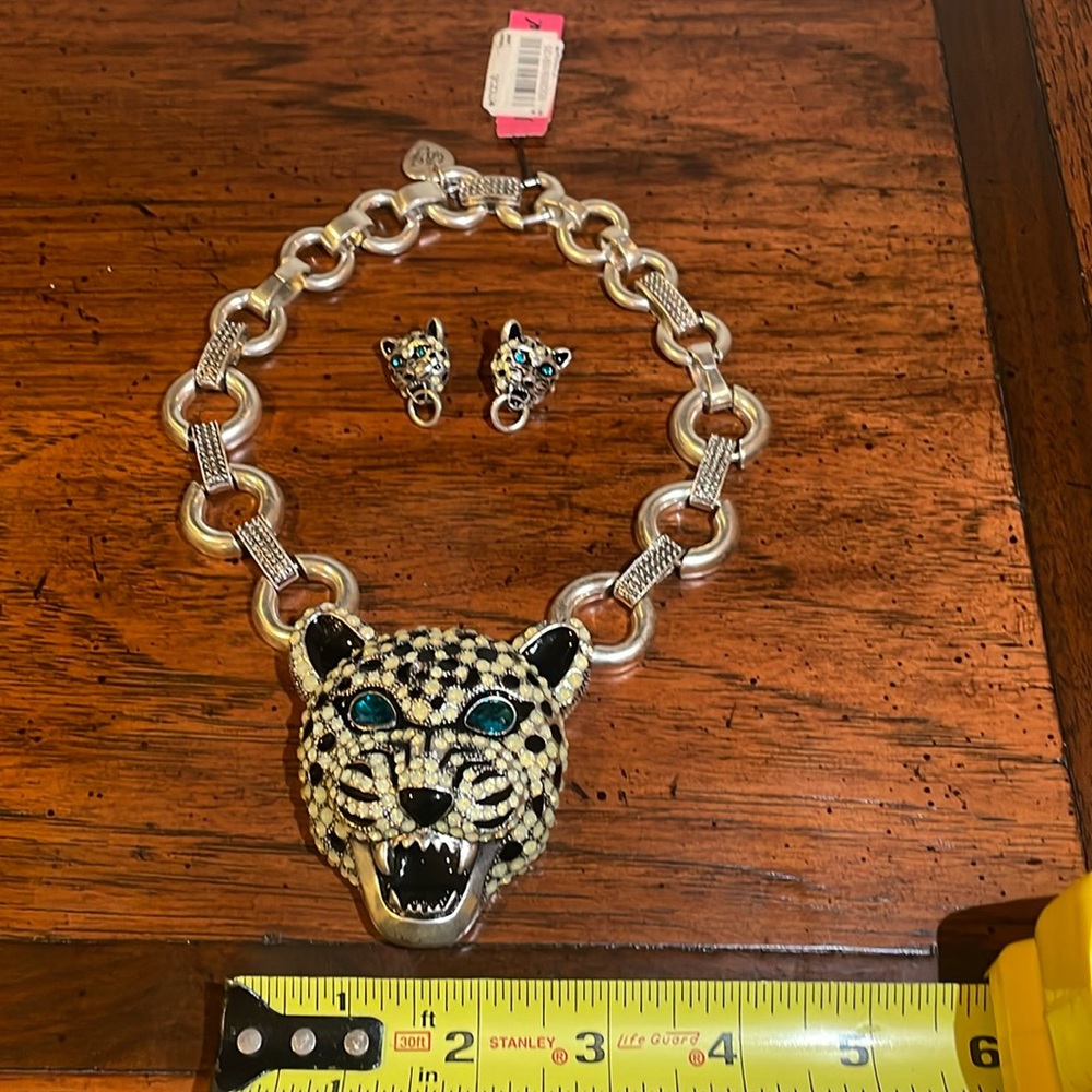 Snow Leopard Betsey Johnson Statement Necklace and Earring Set - Picture 8 of 11